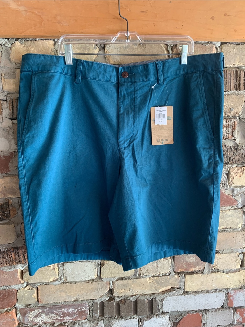 L.L. Bean Men's Teal Flat-Front Shorts